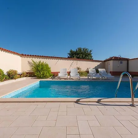 Holiday home House Melly With Swimming Pool *