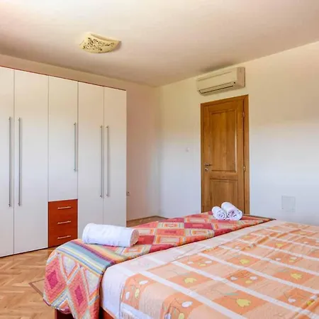 Holiday home House Melly With Swimming Pool *